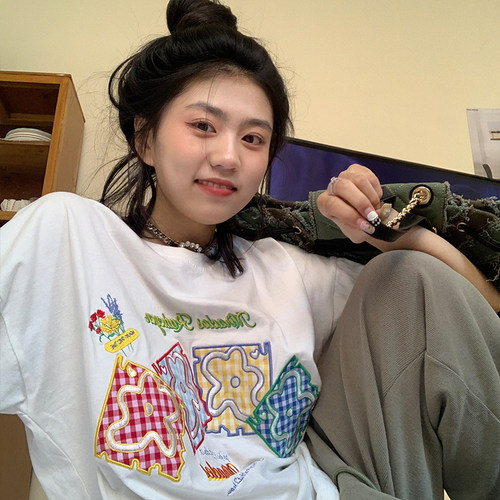 橘子树在哪儿复古绣花短袖t恤女