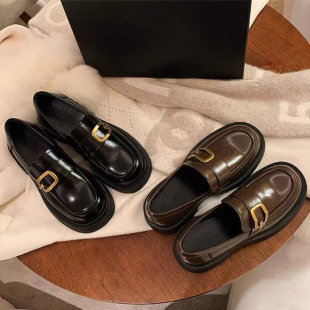真皮厚底乐福鞋女2025秋季新款金属方扣粗跟黑色单鞋英伦风小皮鞋