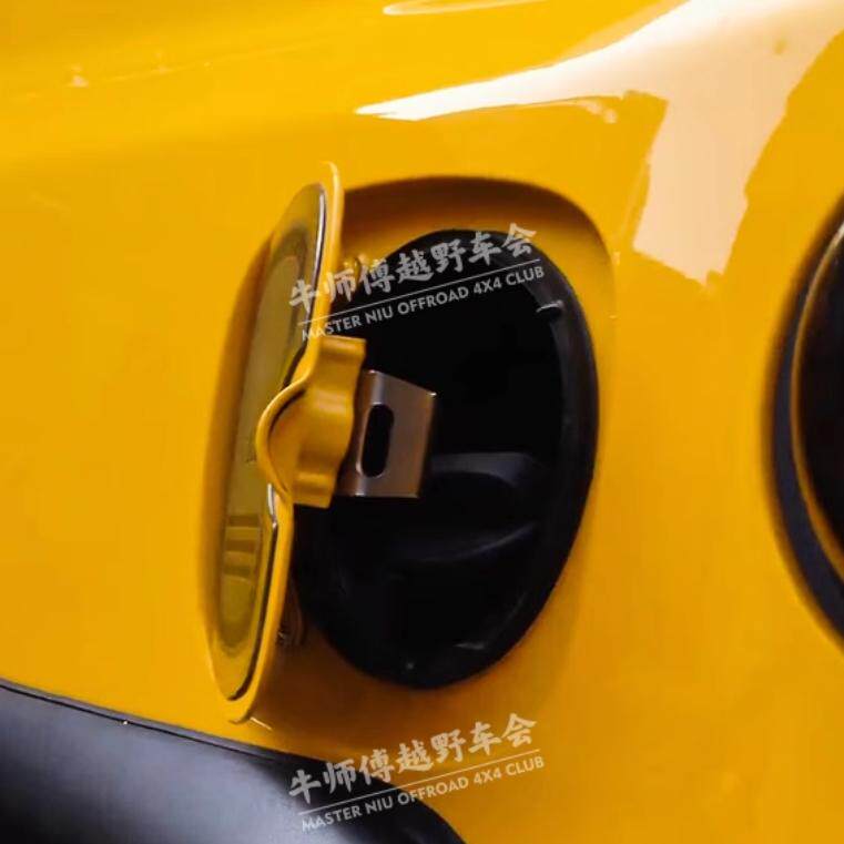 适用于丰田FJ酷路泽带锁油箱盖定制改装自动拉线开关带锁油箱外盖