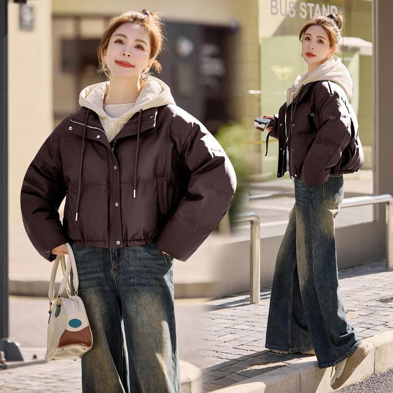 款羽绒服女冬季新小个短子减龄漂亮洋意2529黑气欧款货色皮面包服