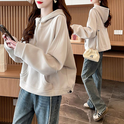 小个子连帽薄款设计感卫衣女春秋季新款韩版宽松百搭短款洋气上衣