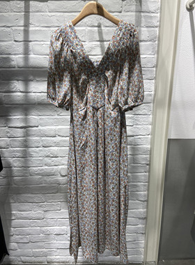 米蔻百家好夏季新款韩版碎花V领中长款女式连衣裙HVOP325A