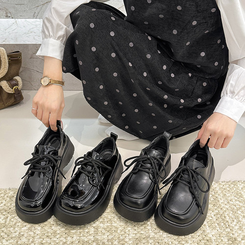 永希女鞋气质配jk小皮鞋