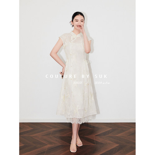 蕾丝刺绣盘扣立领云中仙鹤高级感