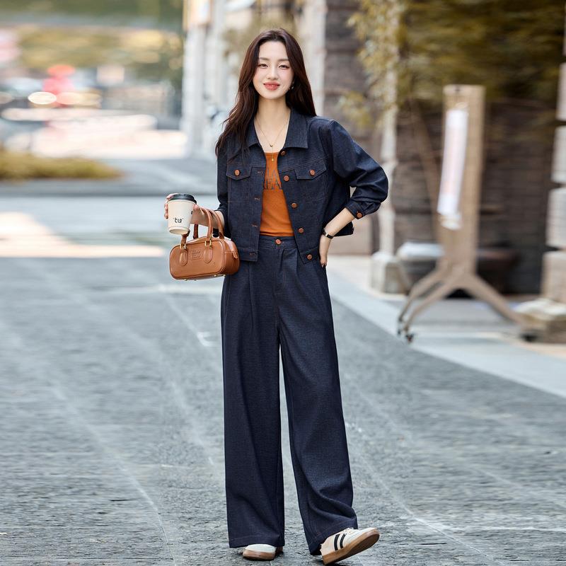 时尚套装女225季新款0女装YL790-09宽松显瘦牛仔衣阔腿L裤三件套