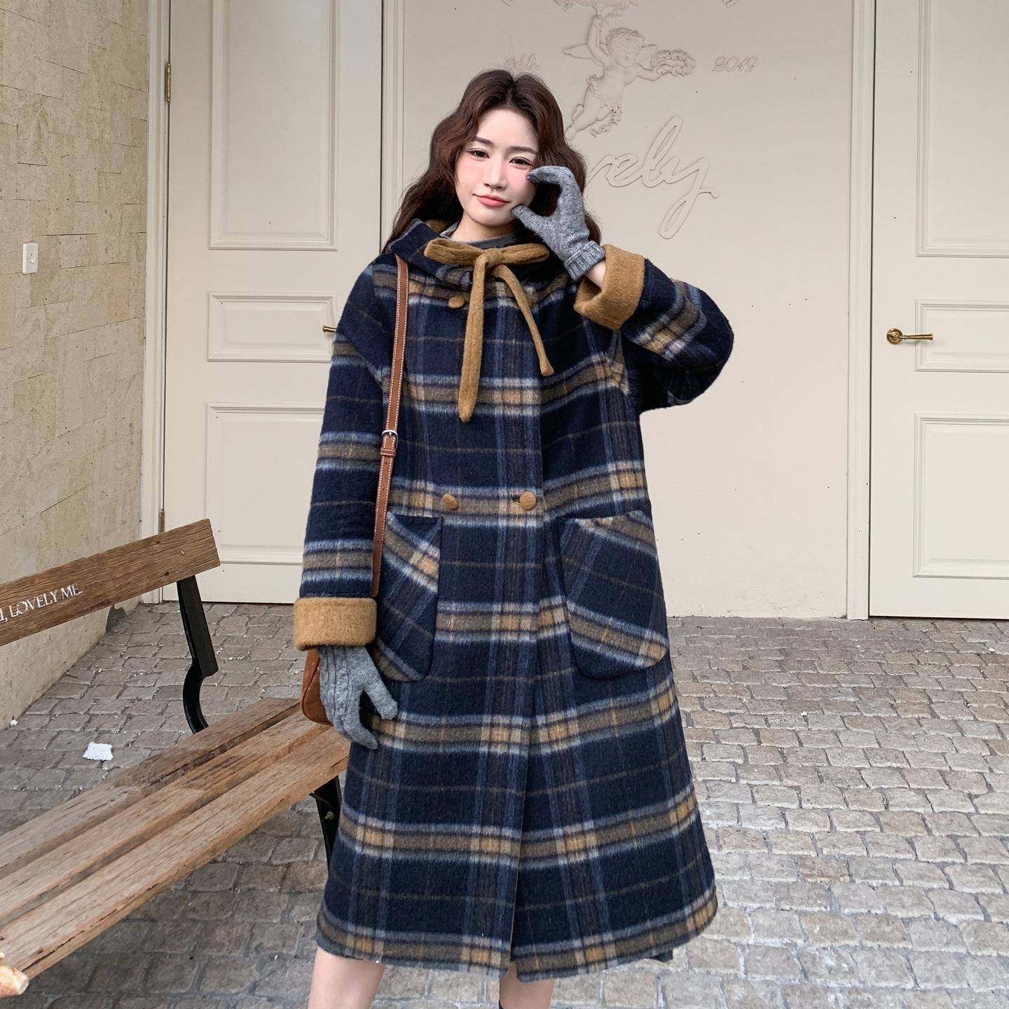 格纹拼秋色学院风帽巨好看呢大衣连女225冬季新款文艺201-Q287范0