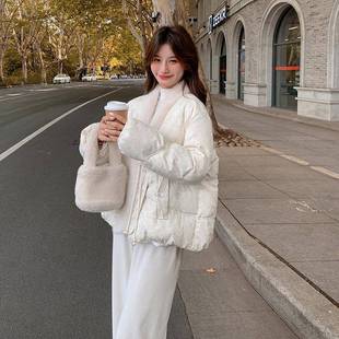 M225新款 新中式 20b275 羽绒服冬女季 花毛毛拼接保暖90白鸭2 提短款