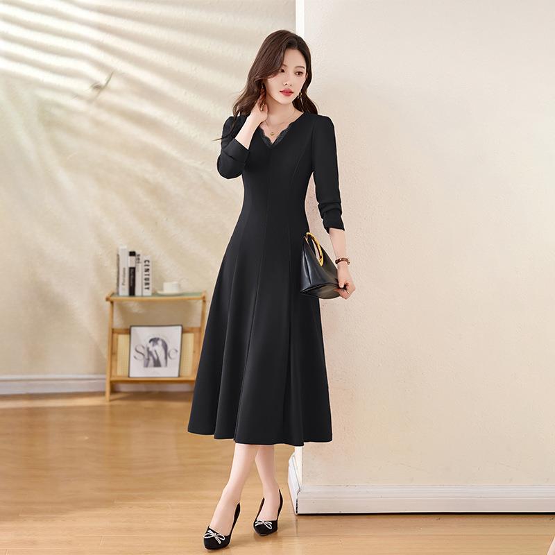 熟优轻雅风衣红色连裙女2025春秋新款V领收腰ZZI5657R显瘦中长款