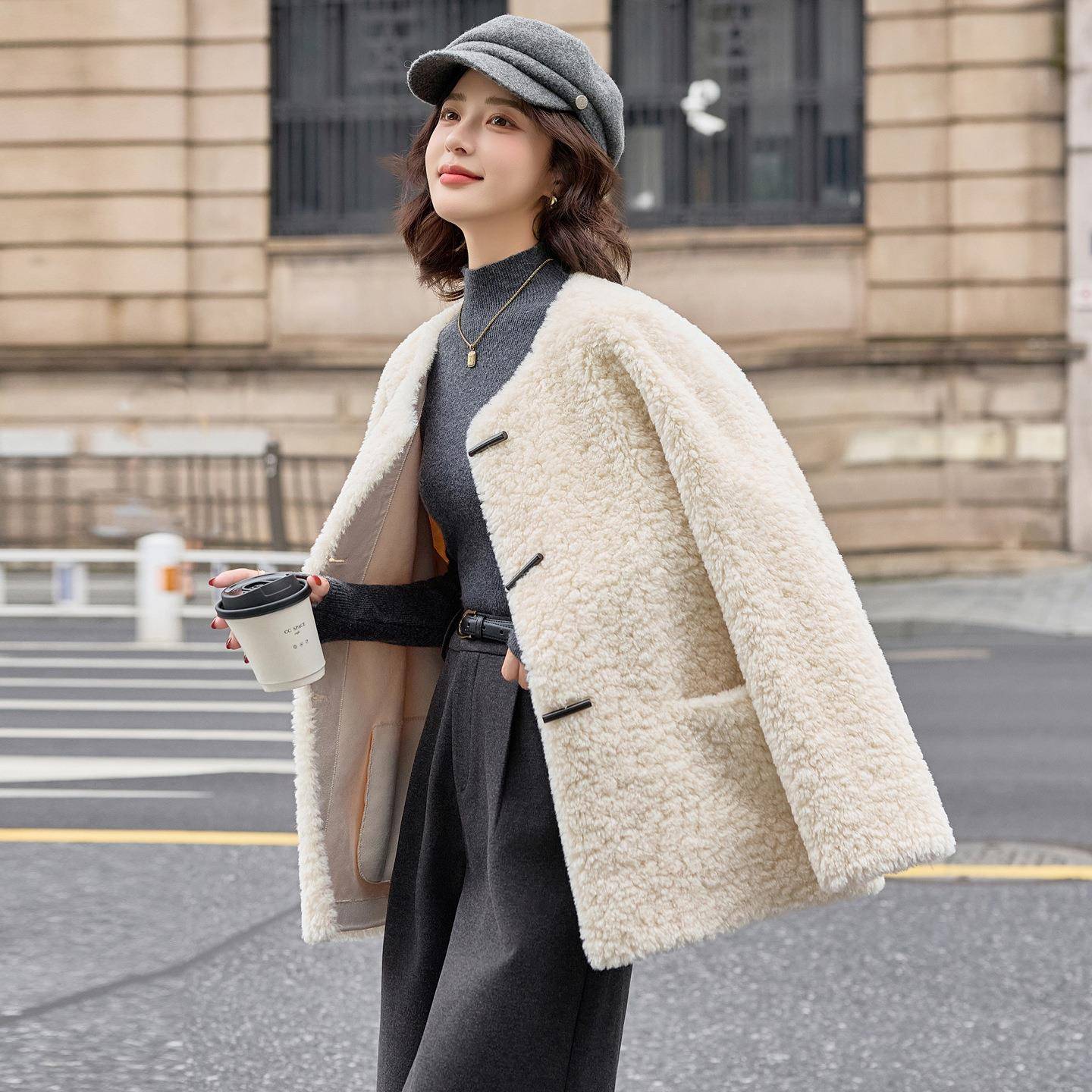 套皮一体外套女装秋毛冬20265新款宽松厚外时尚气质减龄上衣ZHZH2