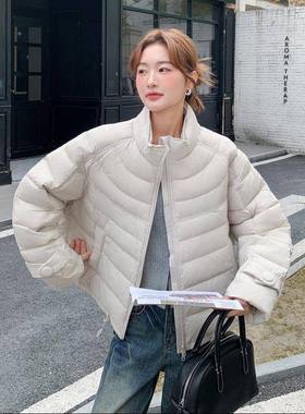 薄白色立短火款领超好看轻排骨羽绒服女冬季2025新款b275-M75超白