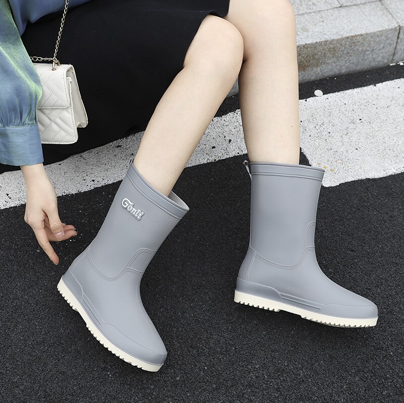 日系时尚雨鞋女夏季外穿中筒防滑雨鞋