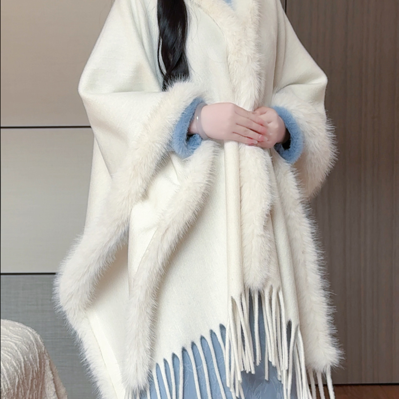 抹茶麻薯2025年秋冬季加厚开衫复古民国风旗袍宽松毛绒披肩外套