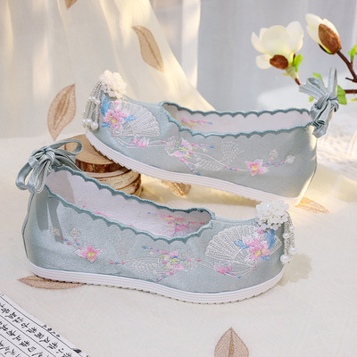 绸缎汉服鞋绣花鞋弓鞋古装刺绣女
