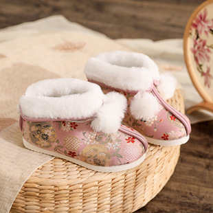 汉服鞋女童冬季加绒棉布鞋周岁拜年鞋古风儿童绣花鞋子宝宝雪地靴