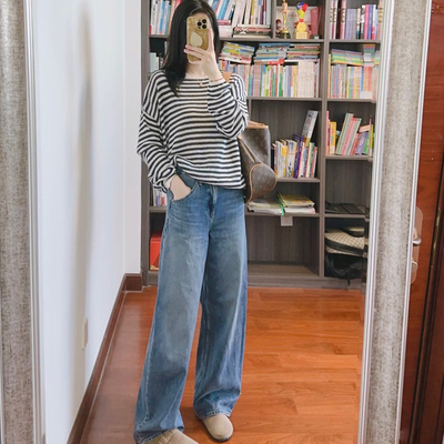 25秋冬新款女装男装宽松廓形修饰身形牛仔裤/弯刀镰刀裤子E479000