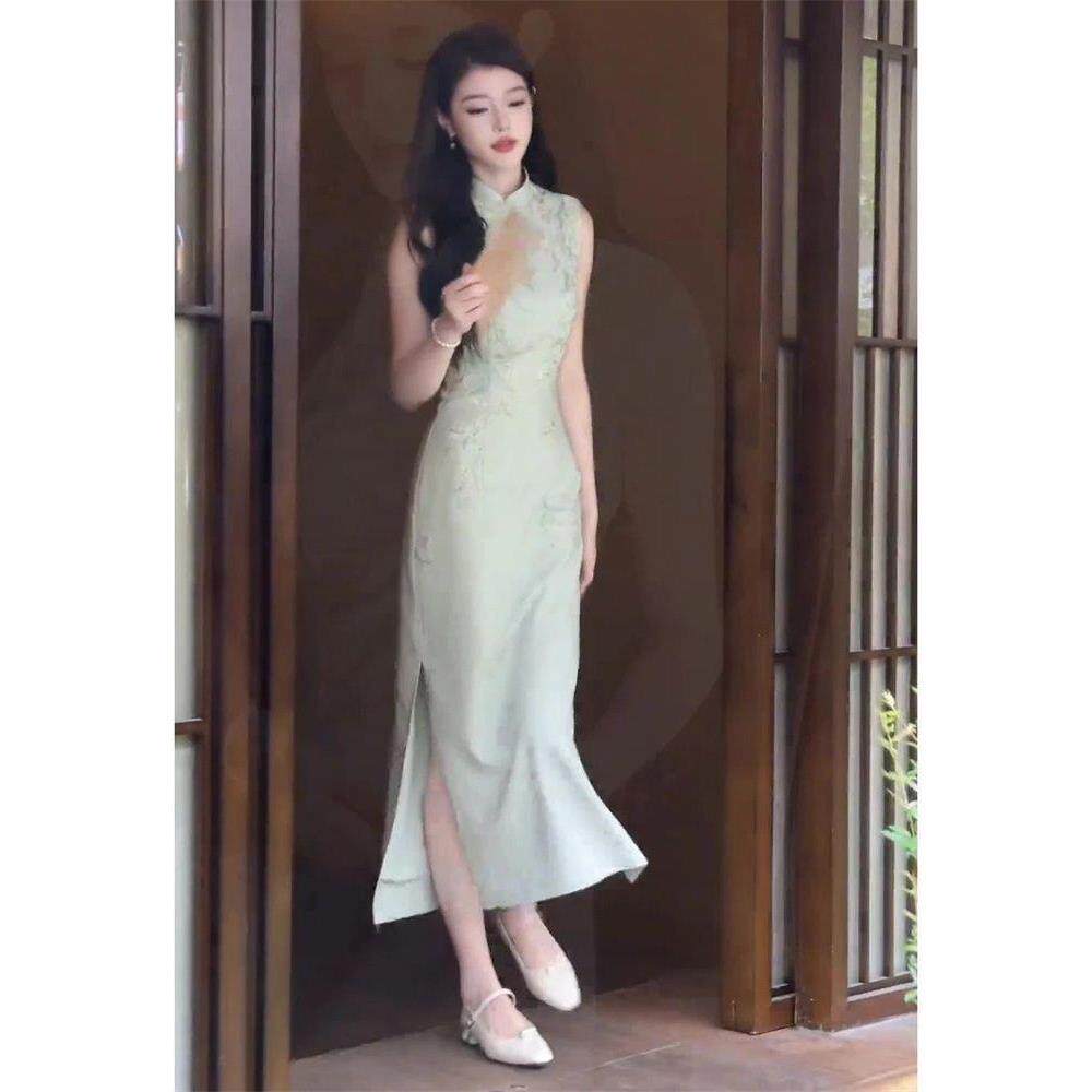 中式淑女旗袍短袖刺绣优雅连衣裙夏季气质国风裙子改良新无袖豆绿