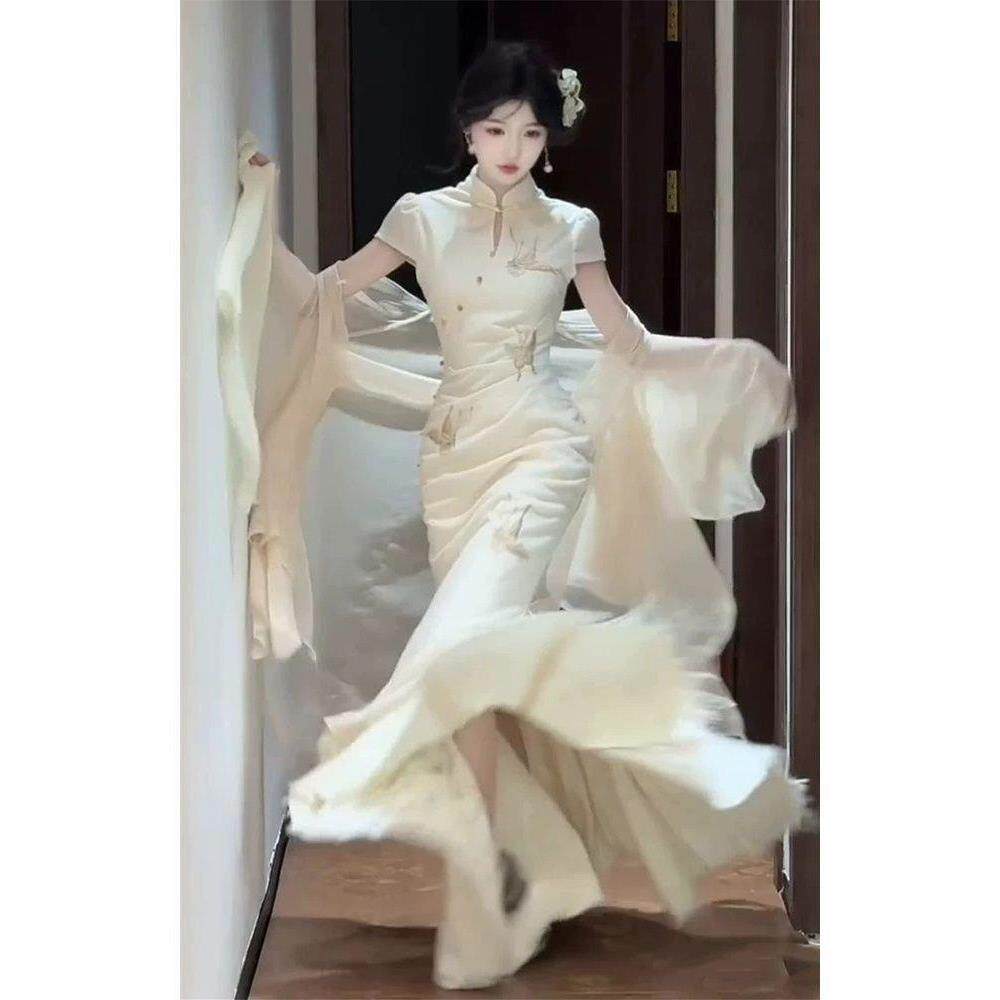 蝴蝶国风新立领收腰高级连衣裙绣花盘扣感中式女夏款白色长裙旗袍