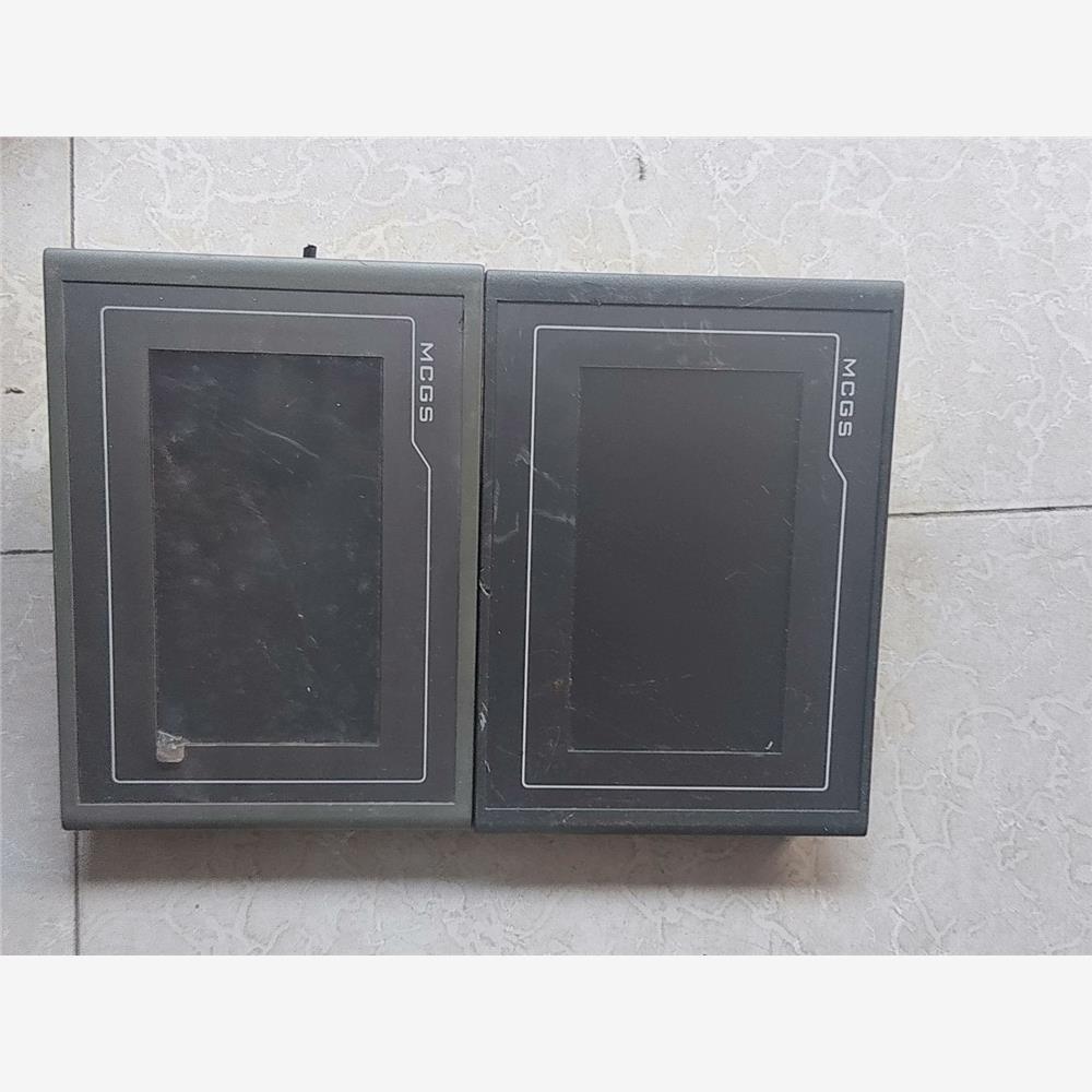 昆仑通态触摸屏TPC7032Kx