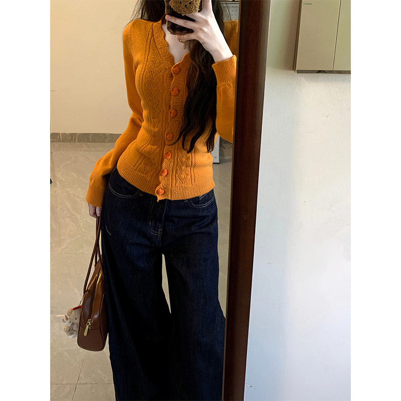 小香风橘色V领麻花长袖针织开衫女高级感小个子显瘦百搭短款上衣