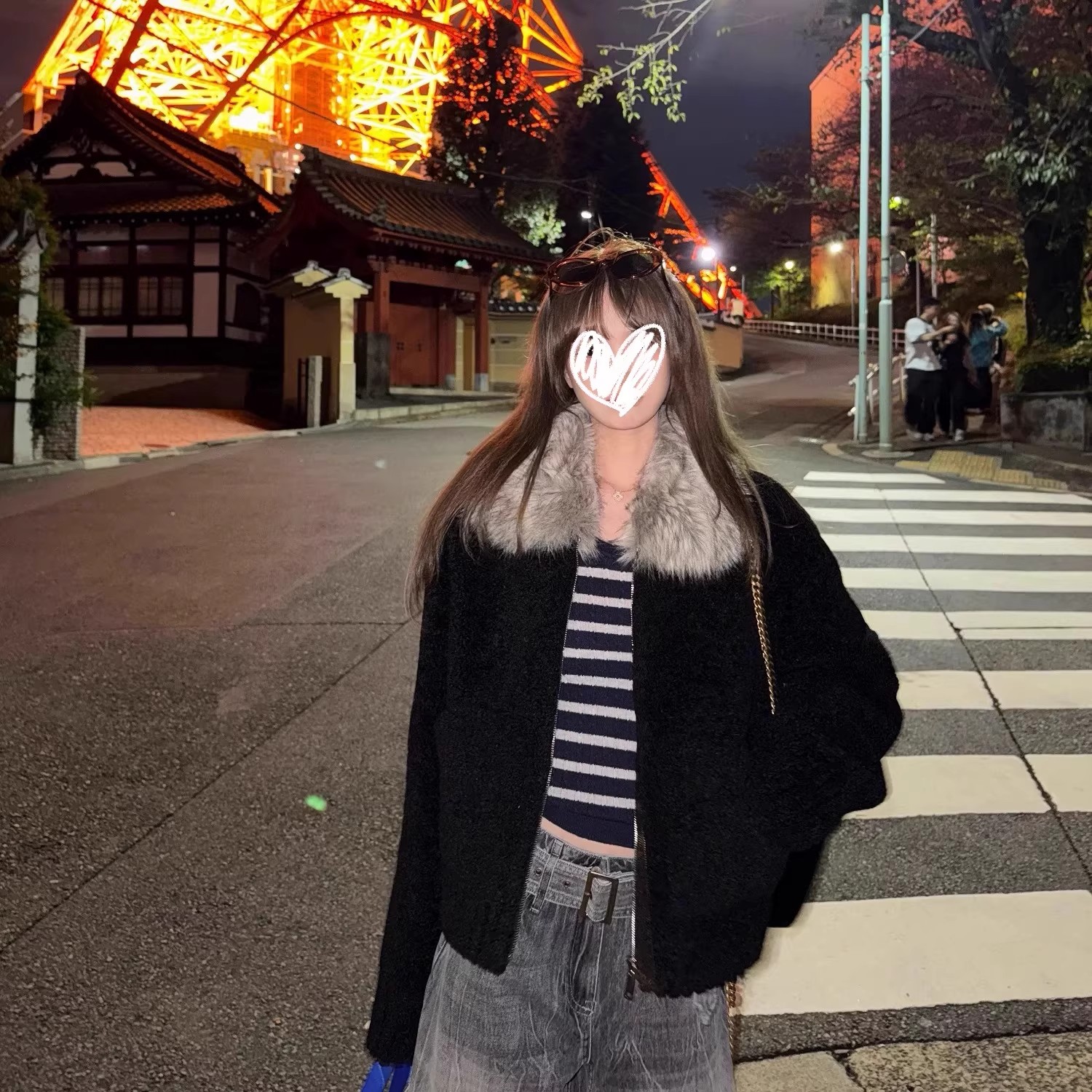 黑色保暖秋冬拉链短款毛领针织衫