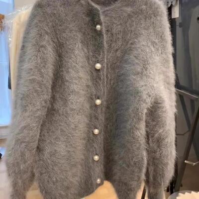 法式灰色水貂绒毛衣外套