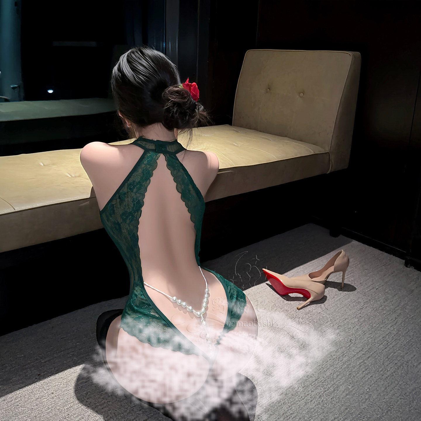 珍珠小姐~性感蕾丝挂脖显瘦连体衣女露背镂空高级感纯欲约会内衣