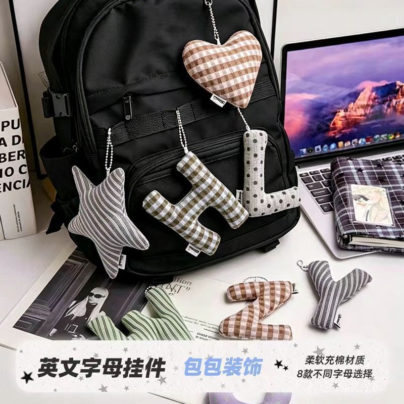 韩系英文字母布艺配饰双肩包单肩包DIY帆布材料个性挂件情侣名字图片