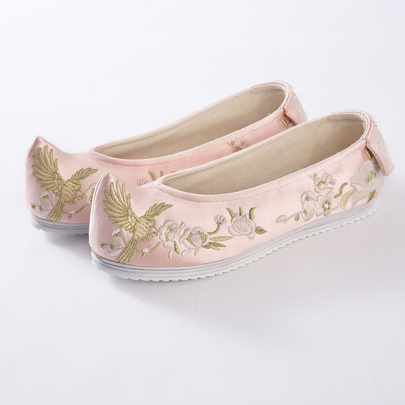 [Shisanyu Bean Kunn][Copper bird]Flat bottom With slope shoes with upturned end worn by women with bound feet in former times Hanfu Accessoriesin the Women's Shoes, Low shoes  category - from Buy2taobao.com to provide professional Taobao agent buy service