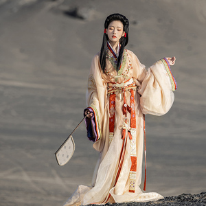 十三余小豆蔻儿[九韶]复古暗纹织金渐变色交领假两件直裾汉服女秋