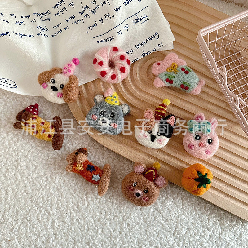 尼泊尔手工羊毛毡可爱小熊兔子配件发夹头绳DIY胸针卡通服装辅料