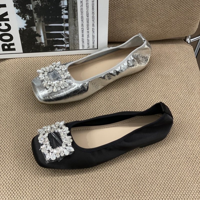 韩版水钻方扣深口单鞋女2026春季新款防滑纯色真皮软底中跟豆豆鞋,女鞋,深口单鞋,淘宝优惠券,粉丝福利购,淘宝优惠卷