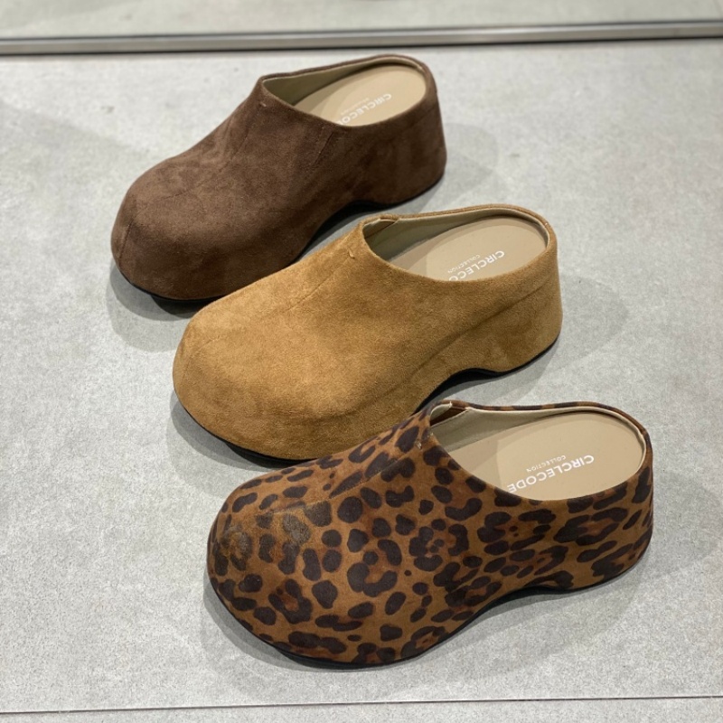 2025冬季爆款反绒皮勃肯鞋女豹纹厚底懒人包头半拖鞋外穿休闲鞋女