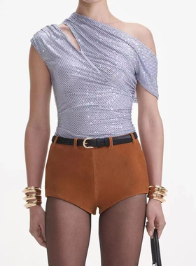 SP原2025早春新款浅蓝色重工烫钻斜肩褶皱修身上衣名媛时尚高级感