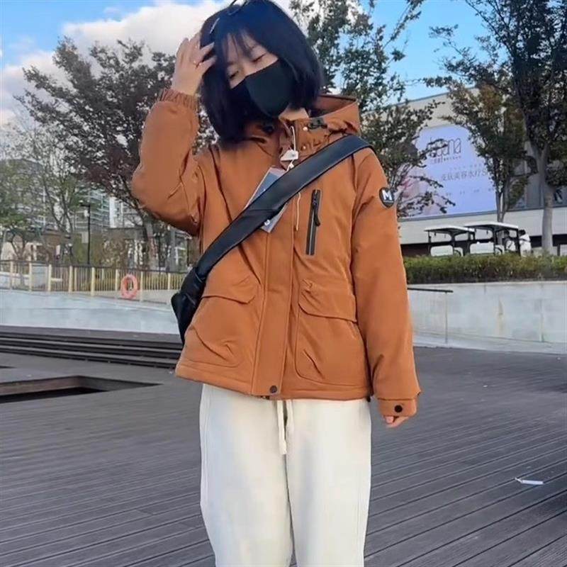 连帽加绒加厚冲锋衣外套女冬季新款2025爆款韩版宽松小个子派克服