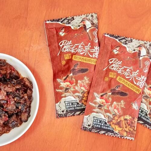 茶颜悦色腊去春来酱烟笋香菇腊肉酱拌饭拌面酱炒菜半固态调味料