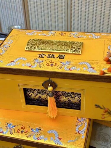 金骏眉红茶特级新茶正宗武夷山春茶桐木关浓香型罐装礼盒装500g