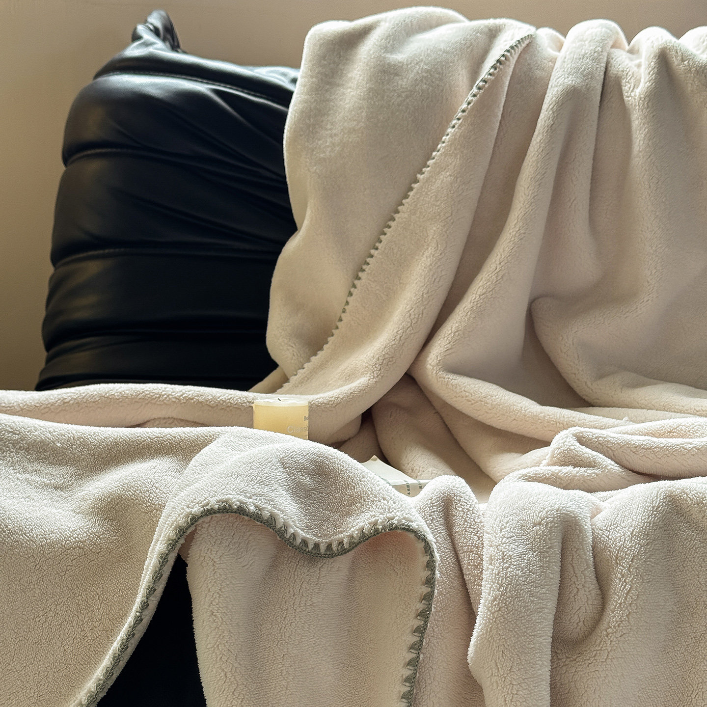 超柔软舒服的毛毯！四季通用绒毯保暖沙发毯卧室空调毯珊瑚绒毯子