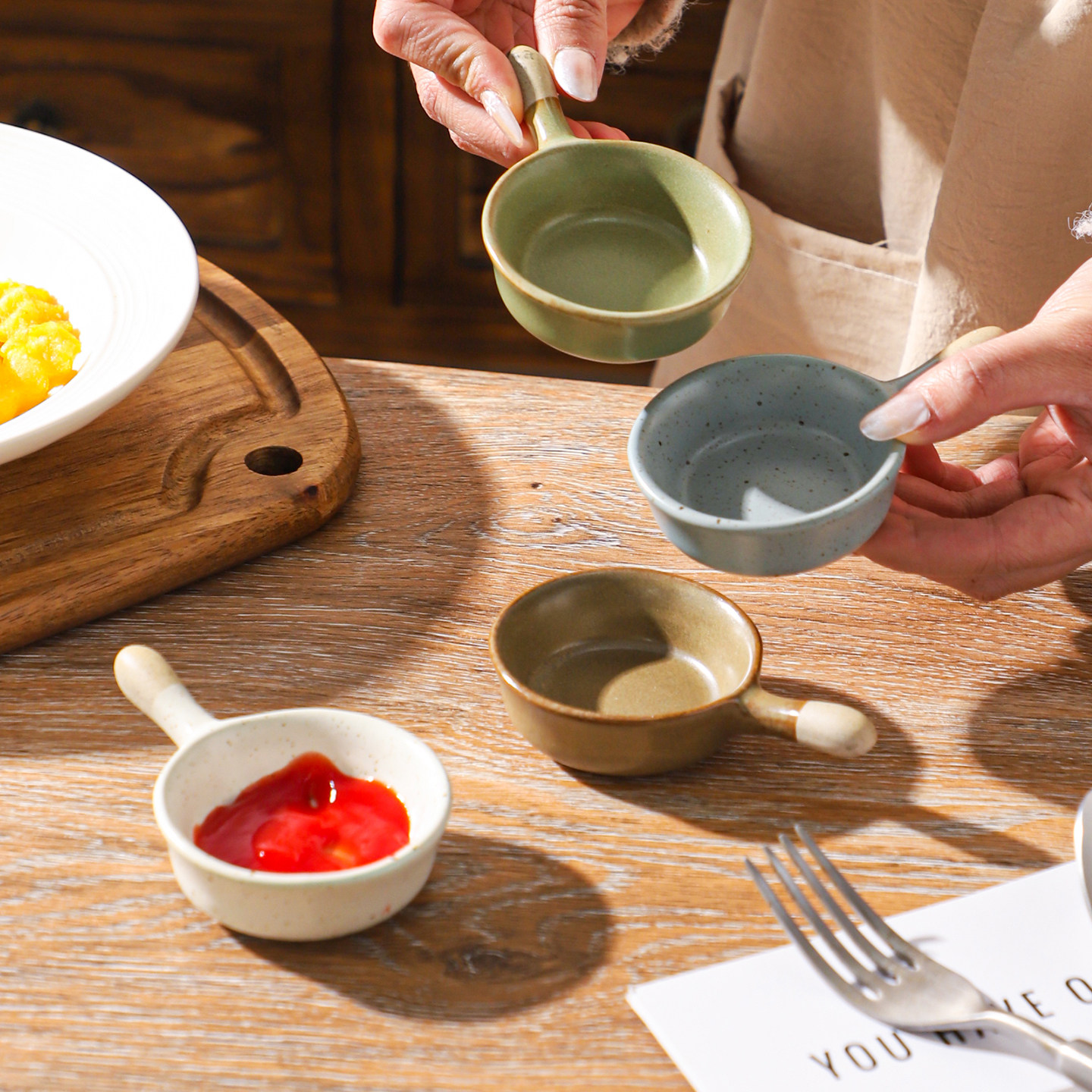 舍里复古陶瓷带手柄蘸料碟家用菜碟调味碟醋碟点心碟番茄酱小碟子,餐饮具,碟,淘宝优惠券,粉丝福利购,淘宝优惠卷