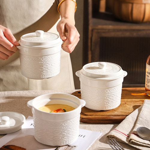 舍里隔水炖盅奶白色浮雕