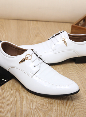 2022新款春秋季婚纱影楼拍照男皮鞋白色休闲亮面青年韩版新郎皮鞋