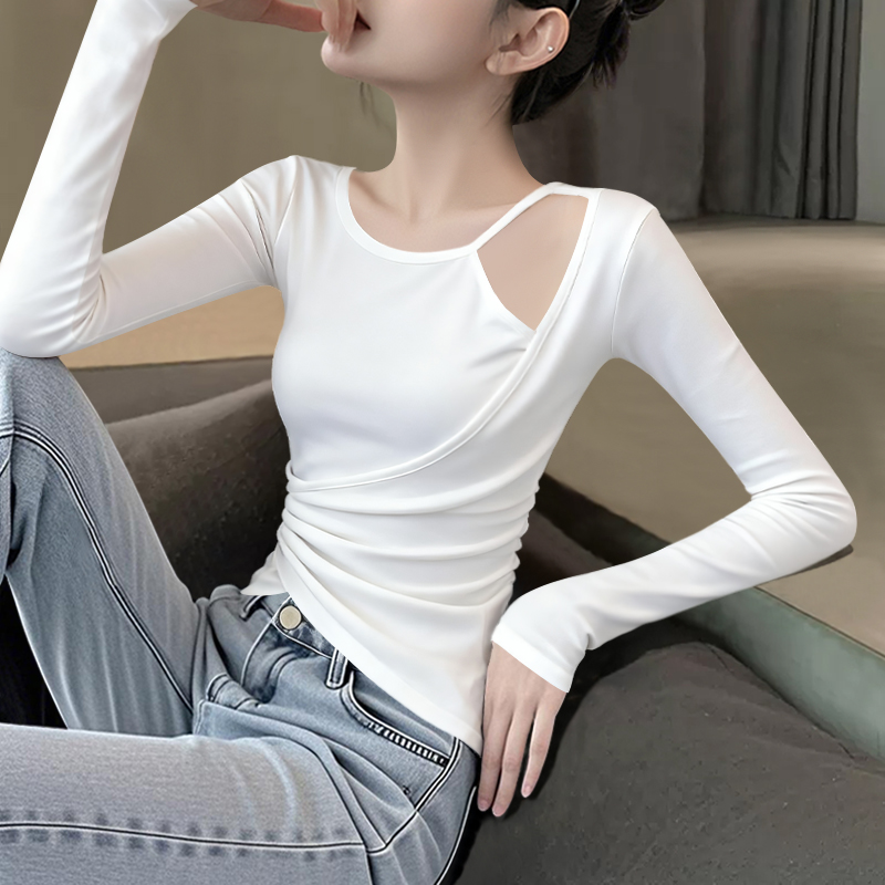 圆领不规则设计感常规长袖