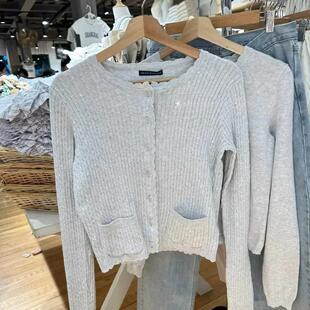 Brandy Girl bm美式复古花边浅灰色麻花针织开衫单排扣毛衣外套女