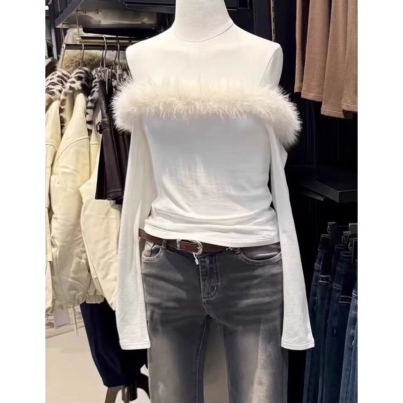 Brandy bm一字肩毛毛拼接长袖T恤女修身打底衫白色上衣高级感,女装/女士精品,T恤,淘宝优惠券,粉丝福利购,淘宝优惠卷