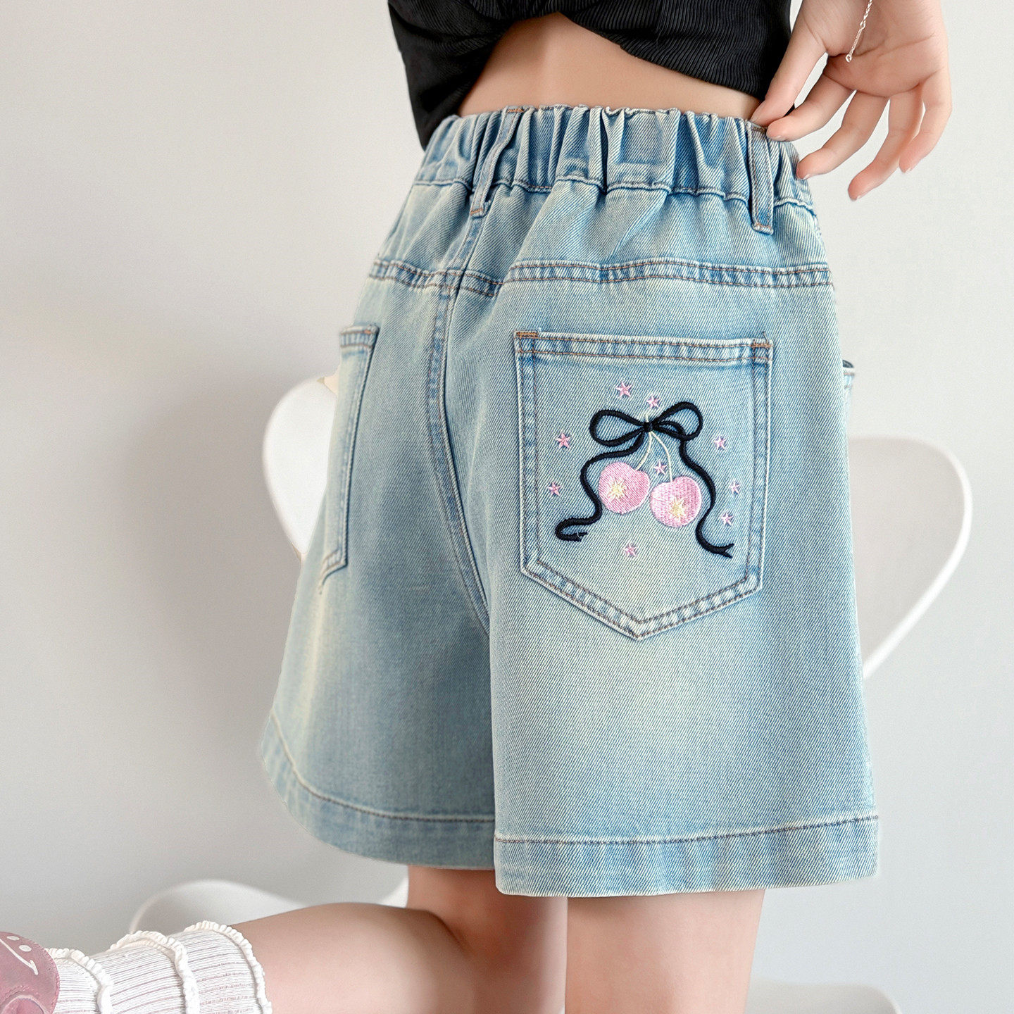 女童短裤夏季薄款2026新款洋气12岁儿童牛仔裤时髦五分裤大童裤子