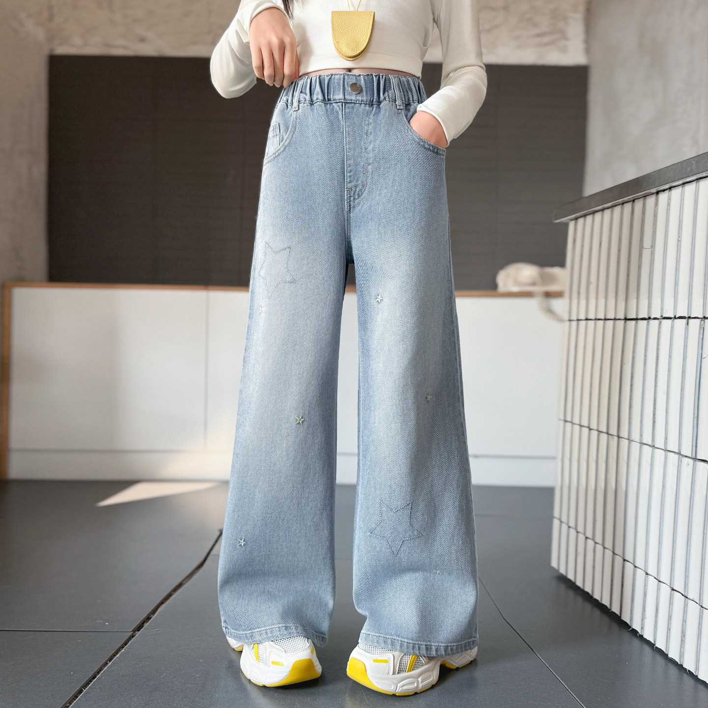 女童裤子春秋2026新款春洋气儿童浅色牛仔裤网红中大童直筒阔腿裤,童装/婴儿装/亲子装,裤子,淘宝优惠券,粉丝福利购,淘宝优惠卷