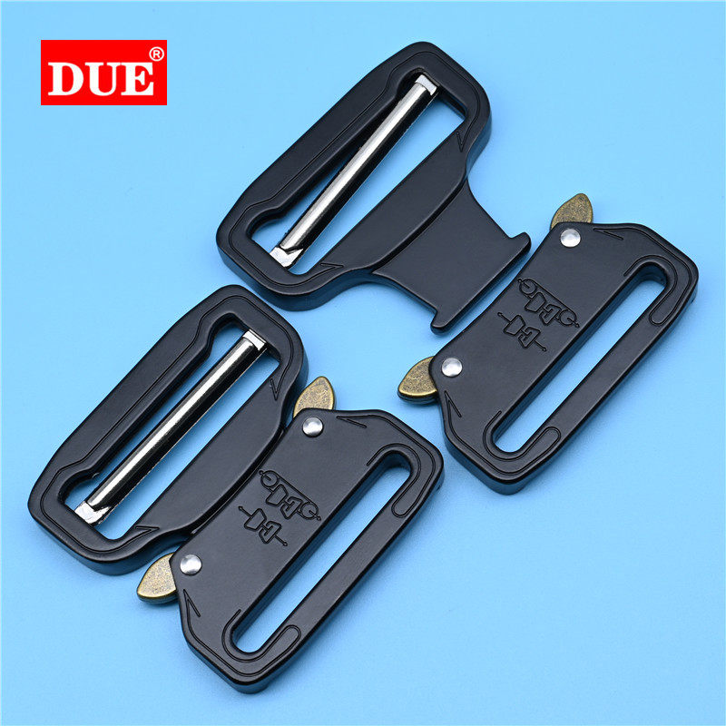 DUE/多想艺眼镜蛇插扣结实耐用