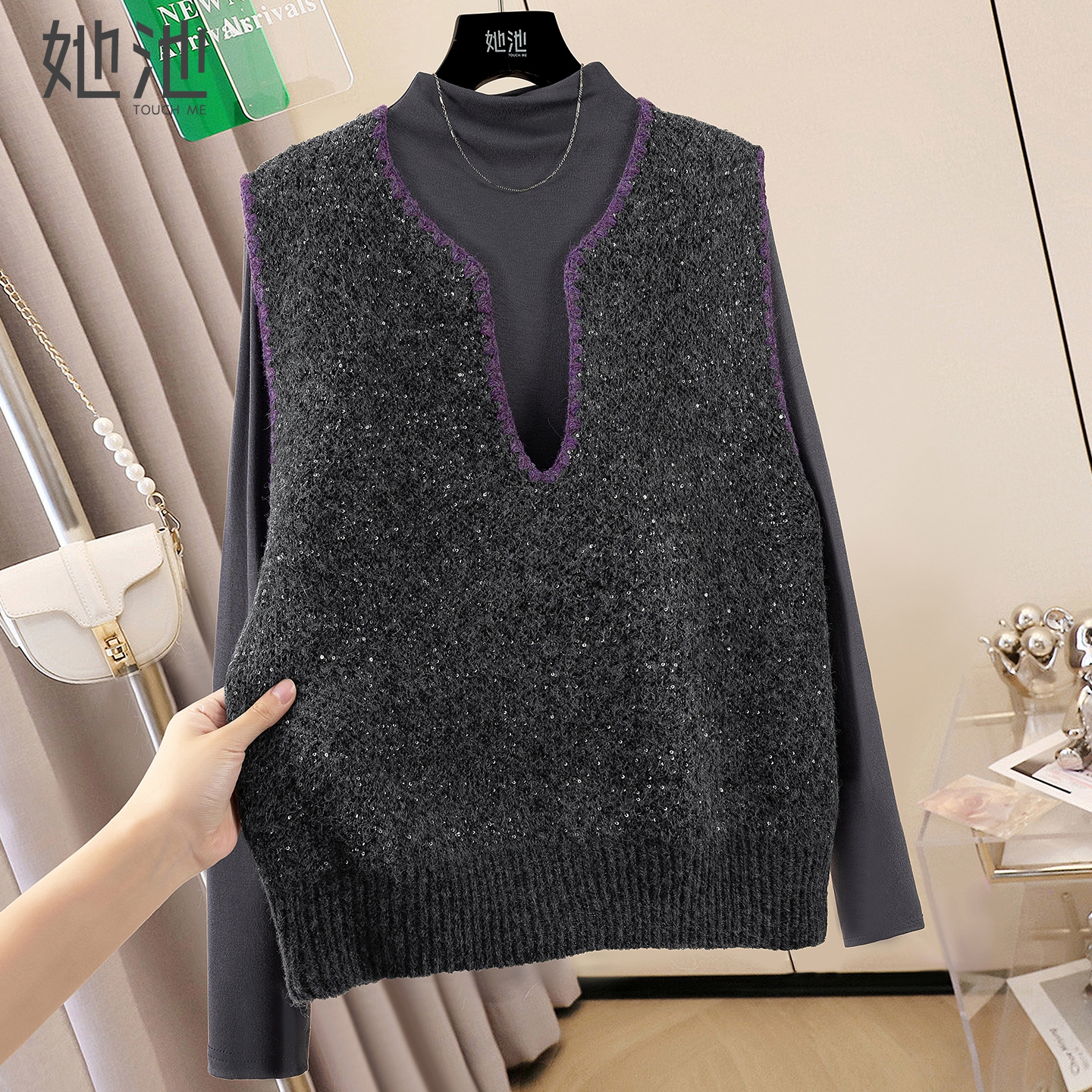 她池宽松款撞色套头叠穿针织马夹