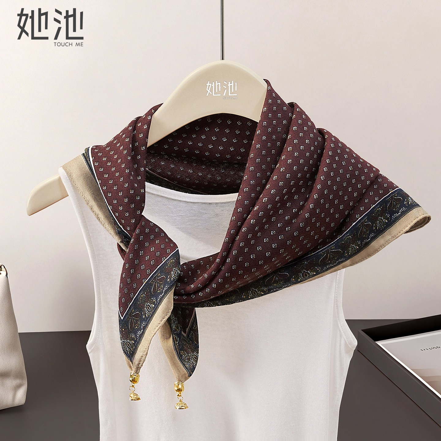 她池复古风丝巾2026春季新款女装通勤撞色印花气质商务装饰方巾,服饰配件/皮带/帽子/围巾,围巾/丝巾/披肩,淘宝优惠券,粉丝福利购,淘宝优惠卷