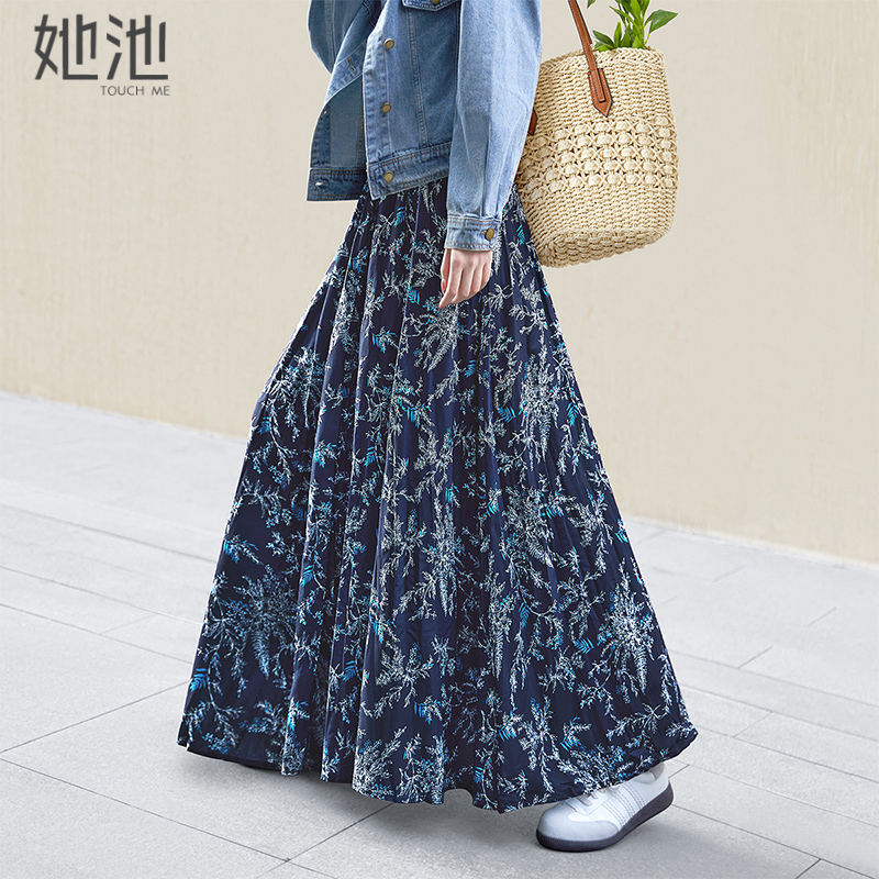 她池复古半身裙2025春装新款女装松紧腰优雅风撞色印花大摆长裙