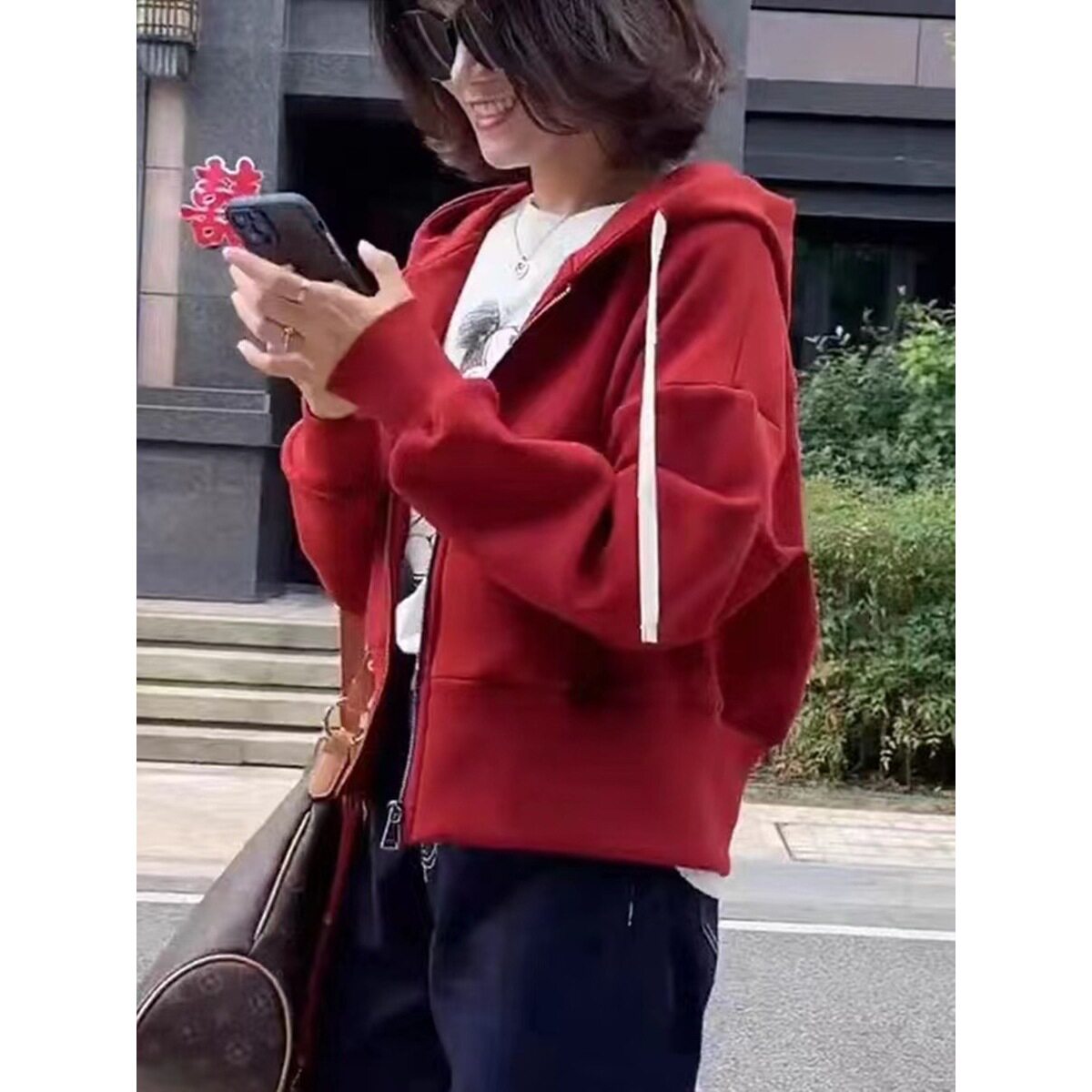 今年流行特惠连帽卫衣开衫女短款2023秋冬新款bf风休闲宽松